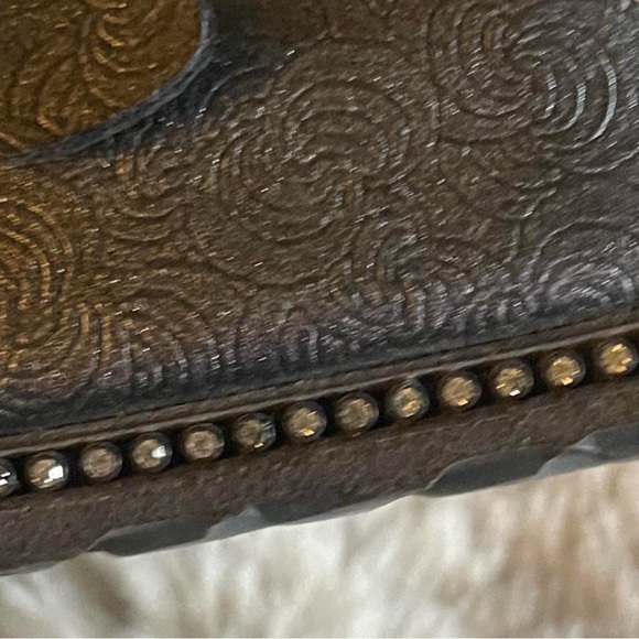 Birkenstock Gizeh
Black and Brown Sandals - Picture 7 of 7